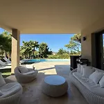 Villa Queen Of South