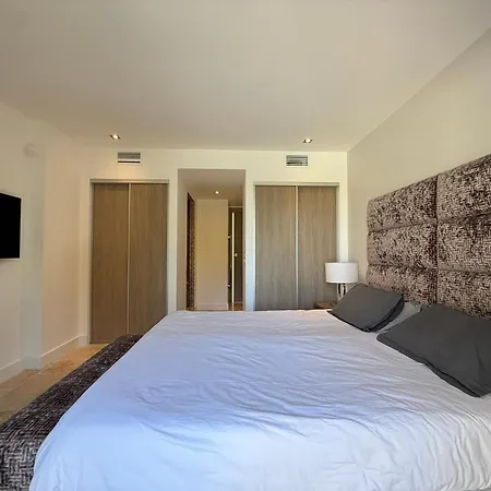 Queen Of South Вилла *