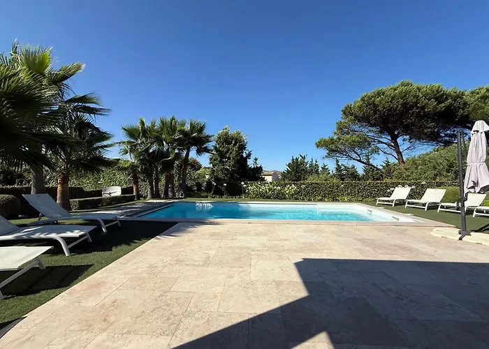 Queen Of South Sainte-Maxime