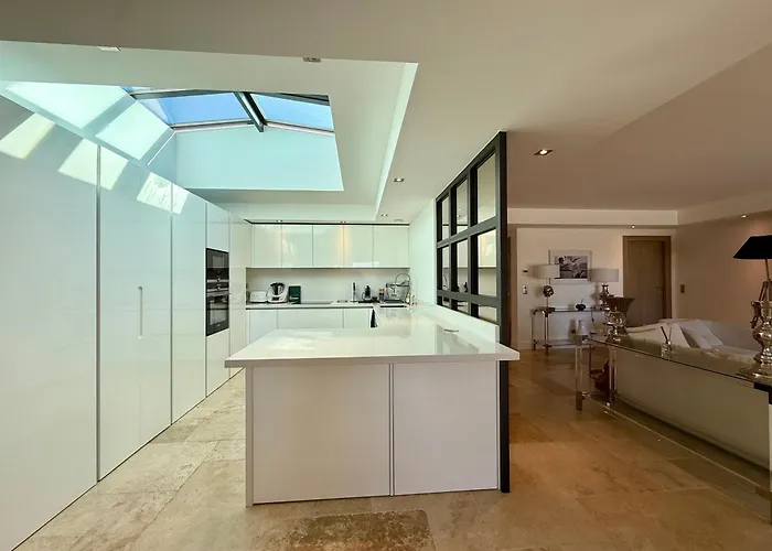 Queen Of South Вилла *