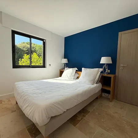 Queen Of South * Sainte-Maxime