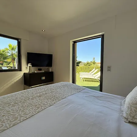 Queen Of South Vila Sainte-Maxime