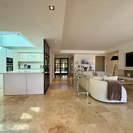 Queen Of South Villa Sainte-Maxime