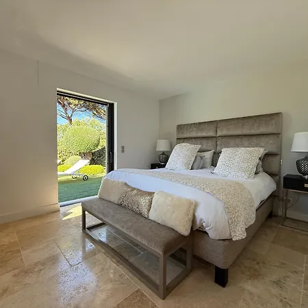 Villa Queen Of South *